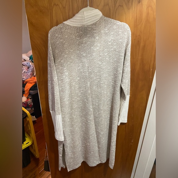 Daytrip Cardigan - Picture 2 of 4